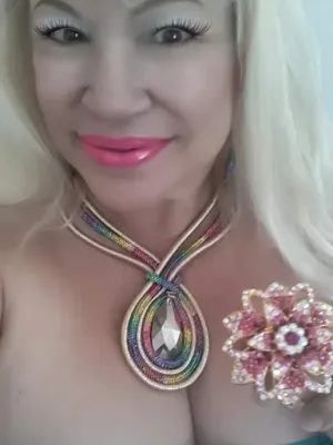 Love men who are bi sexual or crossdressers and cucks